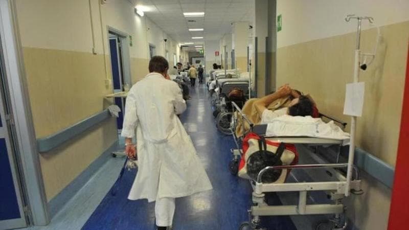 Attacchi al personale medico: quasi 18.000 incidenti registrati nel 2025. 1