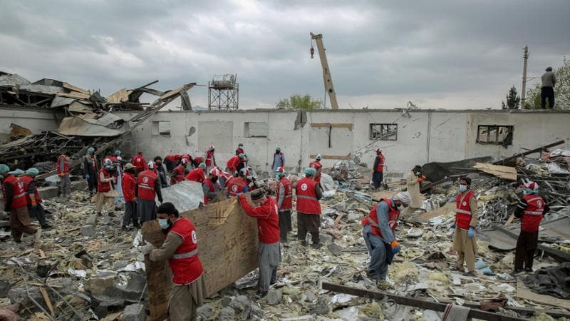 Attacco a una struttura sanitaria a Kabul, centinaia di vittime: “Strage nell'indifferenza” 2