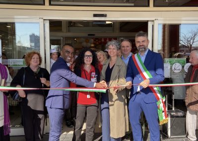 Coop Doro riapre al pubblico dopo i lavori di ristrutturazione. 2