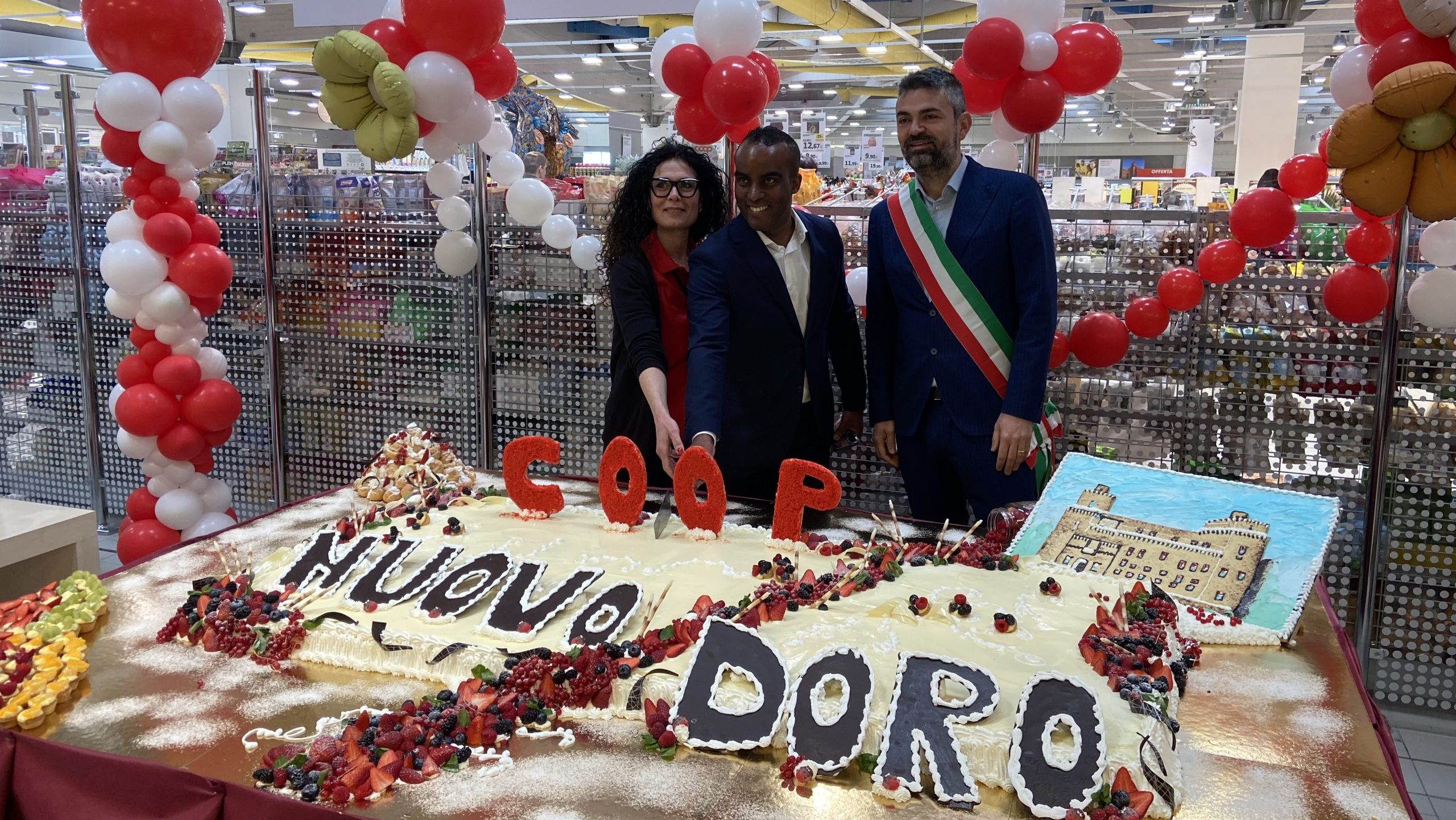 Coop Doro riapre al pubblico dopo i lavori di ristrutturazione. 1