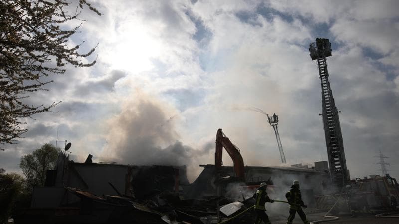 Germania, rogo in una discoteca: evacuazione d'emergenza per centinaia di persone. Tutti in sicurezza. 2