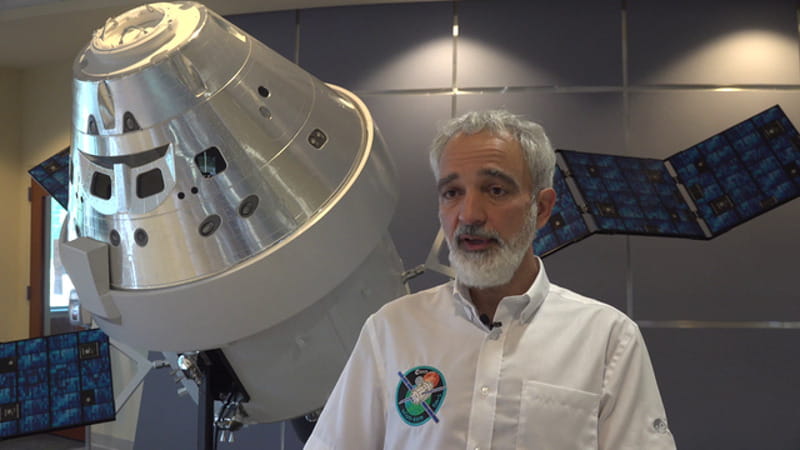 "Ho percorso 400 chilometri in bicicletta per restituire all'umanità la presenza dell'uomo sulla Luna" 3