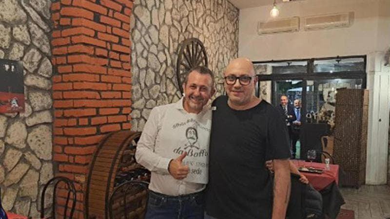 Il prestanome del capo Senese coinvolto nel lavoro per Delmastro: inchiesta sui collegamenti con il clan. 2