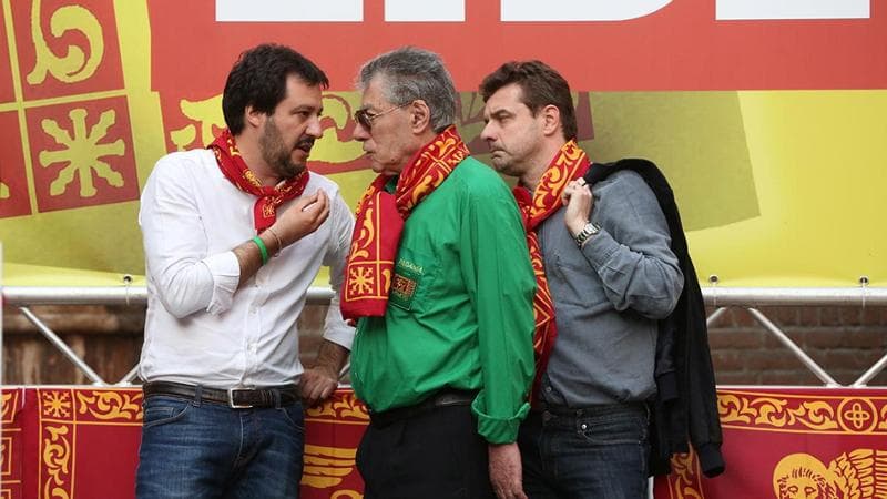 Il saluto di Salvini: “Ciao capo”, ma tra il segretario e Bossi si era instaurato un clima di freddezza da 13 anni. 2