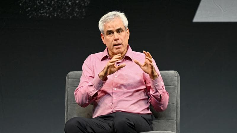 Jonathan Haidt: “Giovani, siate ribelli e abbandonate gli smartphone” 1