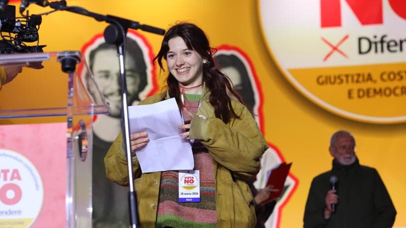 La manifestazione degli studenti fuori sede. Su TikTok cresce il fenomeno di #iovotono. 2