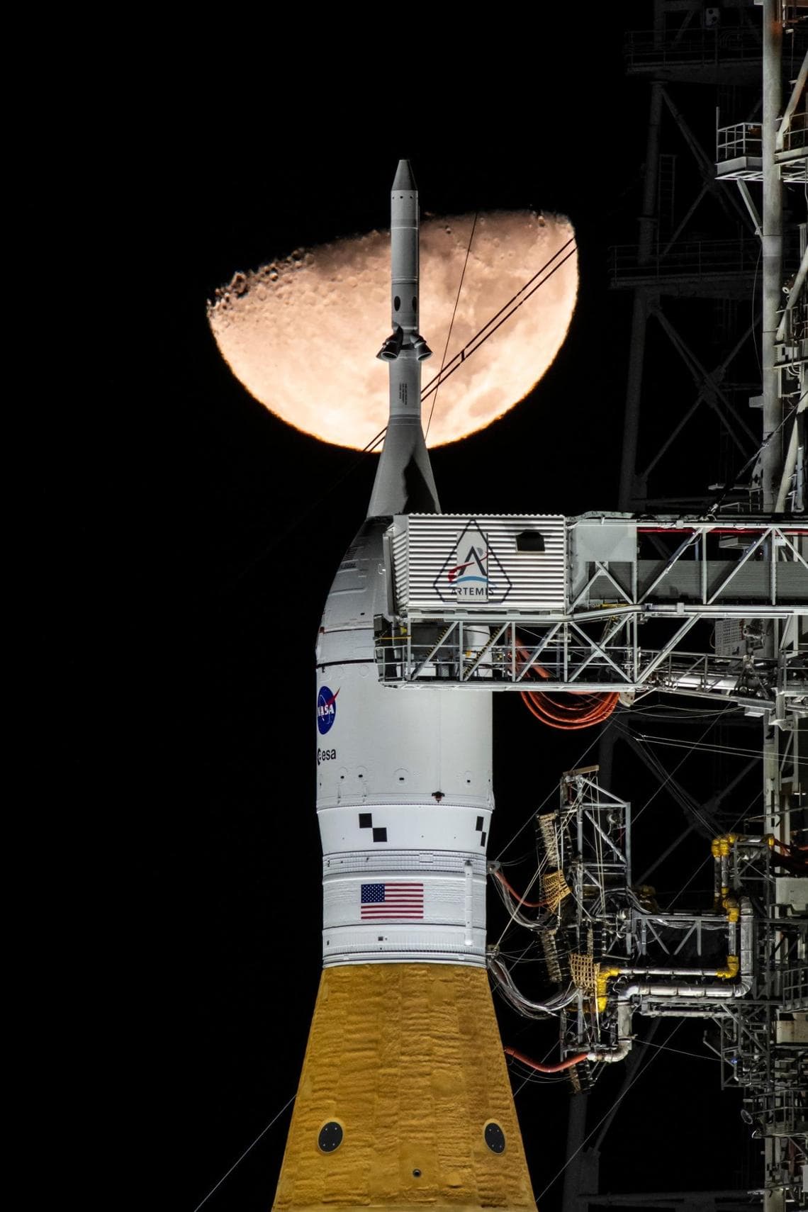 La missione Artemis 2 per il ritorno sulla Luna partirà tra il 1 e il 2 aprile. 4
