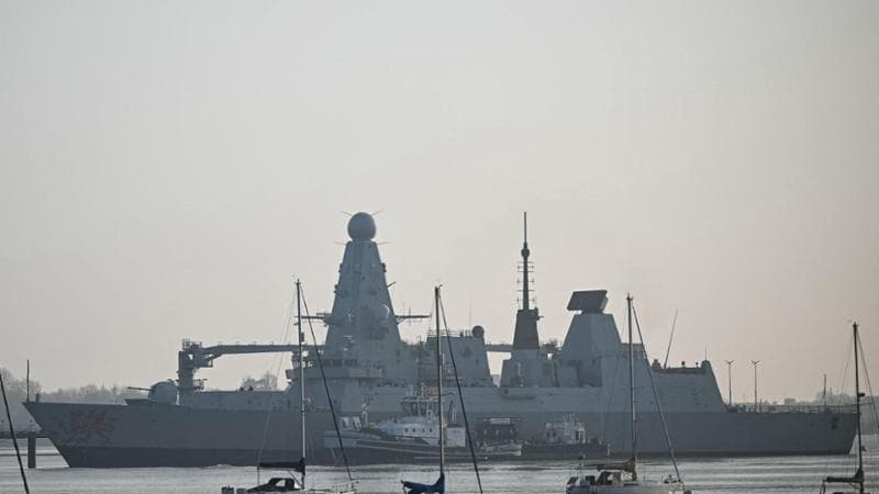 La Royal Navy in ritardo, la base britannica a Cipro protetta dai francesi. 1
