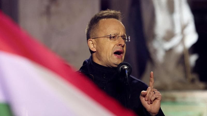 L'audio che coinvolge il ministro ungherese: garantiva a Lavrov la revoca delle sanzioni per una donna. 2