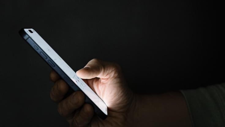 L'intelligenza artificiale e la ricerca dell'identità del giornalista fermato per pedopornografia. Le risposte dei chatbot. 2