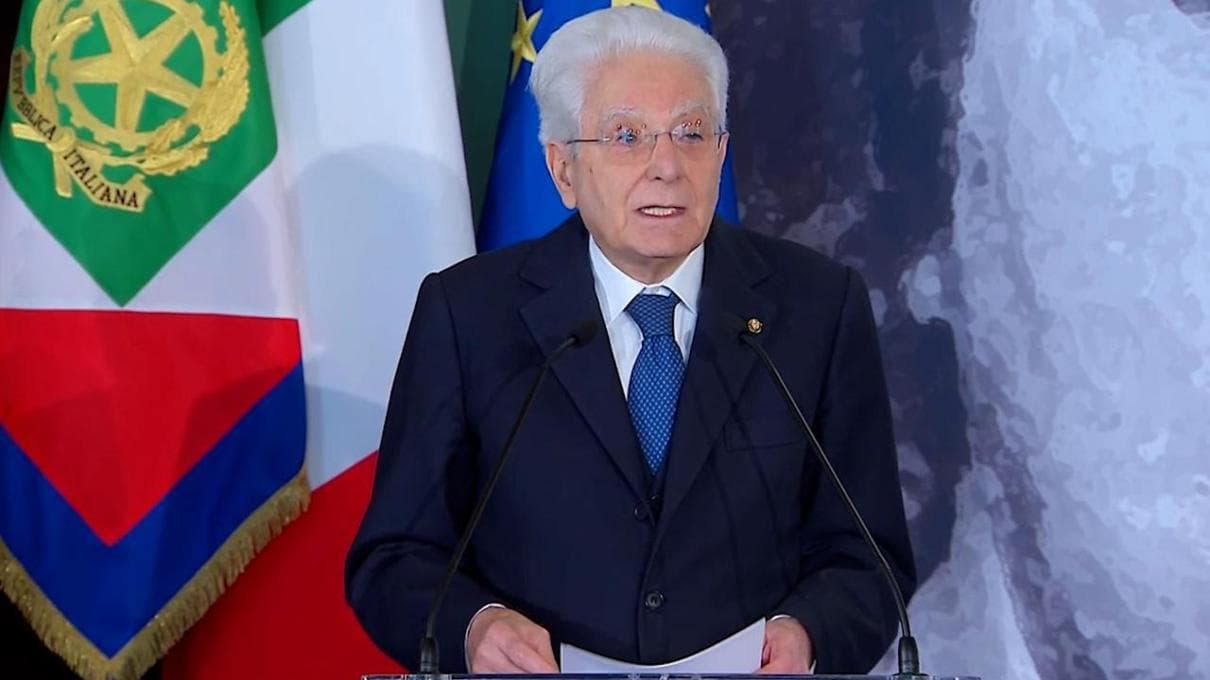 Mattarella: “Le donne hanno cambiato la Repubblica, ma persistono difficoltà e disuguaglianze” 1