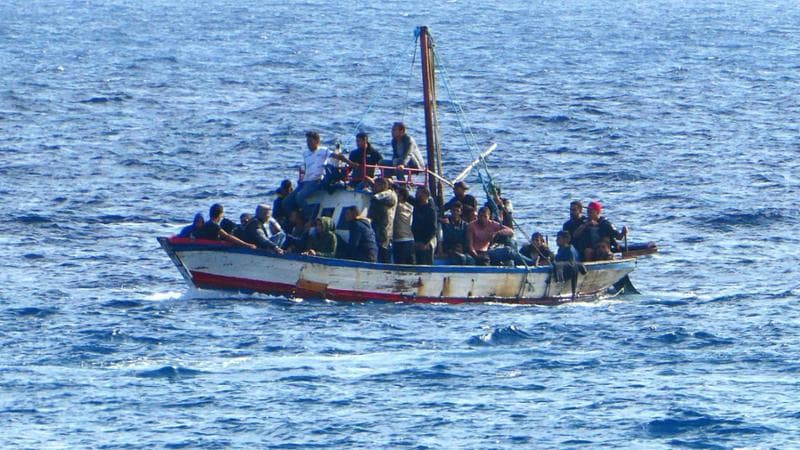 Migranti, imbarcazione abbandonata nel Mediterraneo per sei giorni: 22 vittime. 2