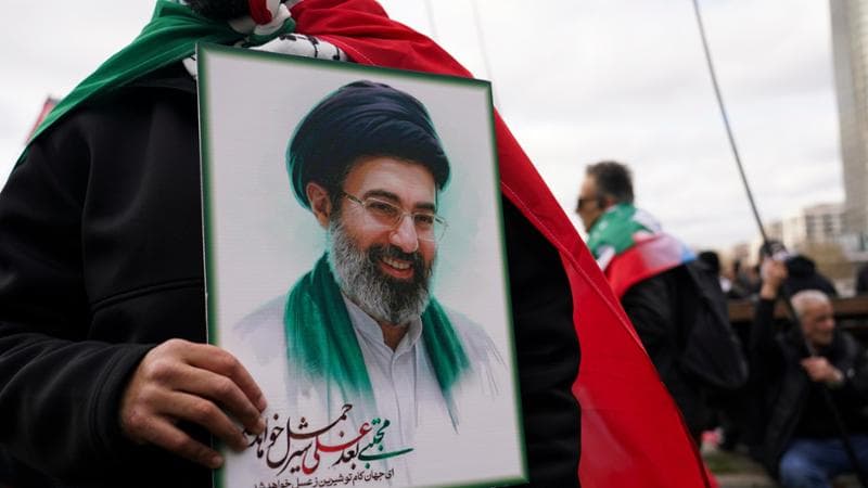 “Mojtaba Khamenei trasferito a Mosca”. La risposta del Cremlino è di silenzio. 2