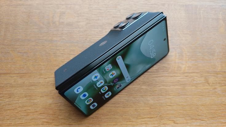 Motorola presenta al MWC 2026: Razr Fold, Edge 70 Fusion e Buds 2 Plus di Bose. 1