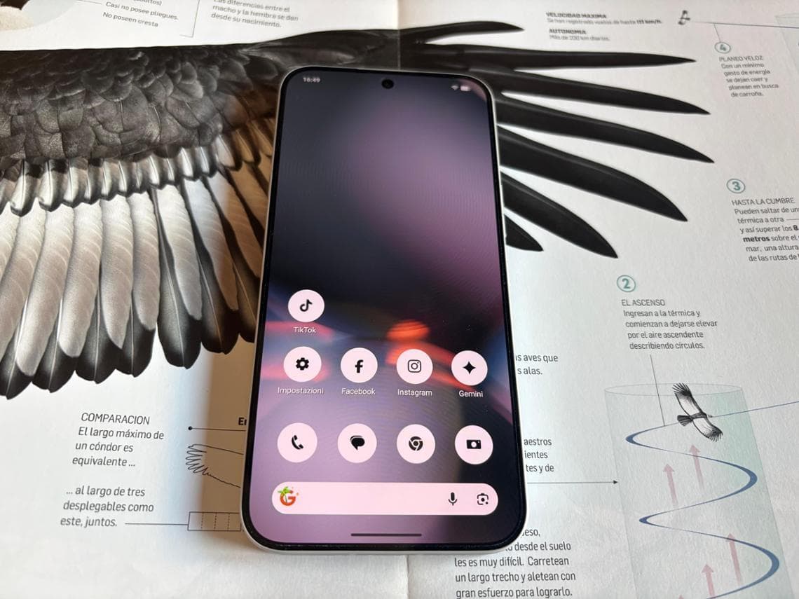 Nothing (4a) pro, la valutazione: il design impressiona, ma la sua forza risiede nell'armonia. 6