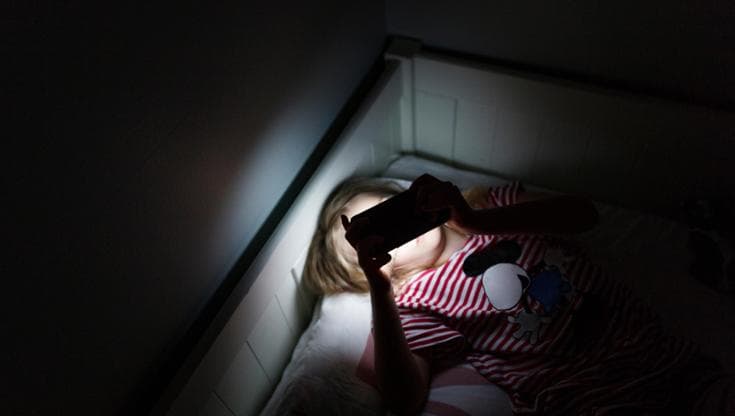 Per quale motivo l'esecutivo ha bloccato la normativa a favore della protezione dei minori sui social network? 2