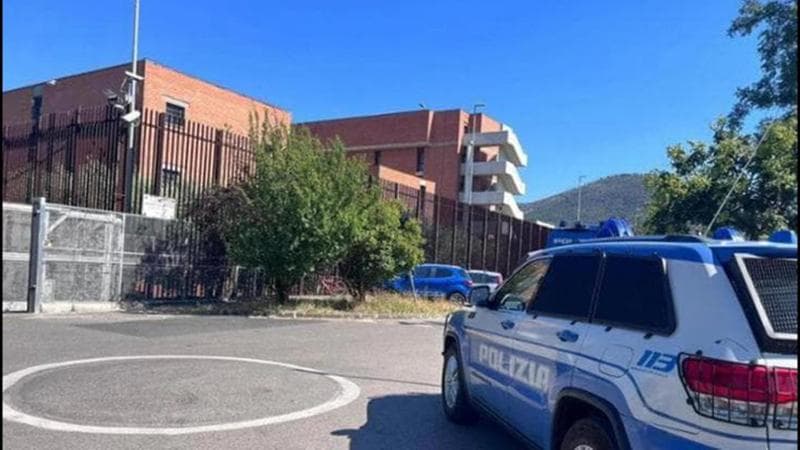 Prato, il penitenziario in stato di anarchia con l'autorità statale ormai assente 1