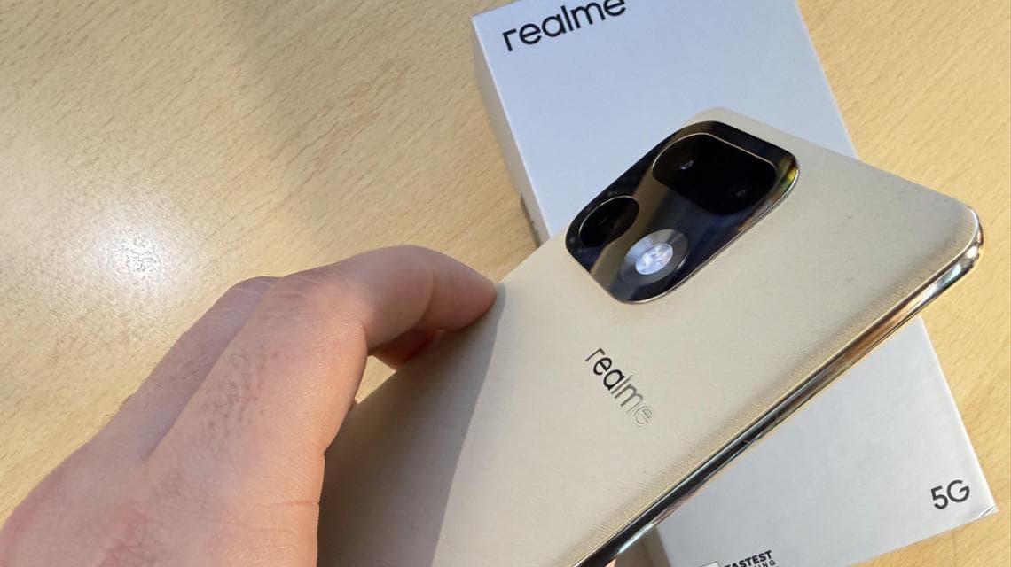Realme 16 Pro, la categoria media degli smartphone innalza gli standard. 3