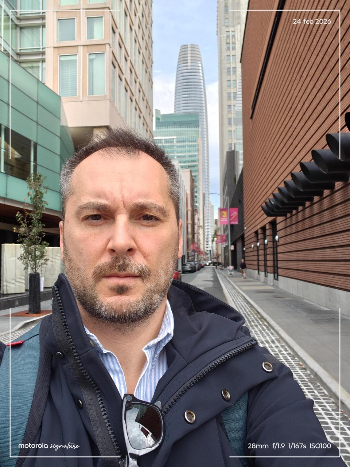 Recensione di Motorola Signature: smartphone di punta sottile con ottime prestazioni fotografiche. 16