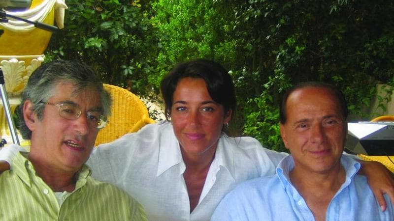 Ronzulli: “Quei pranzi con Berlusconi che gli permetteva di fumare” 2