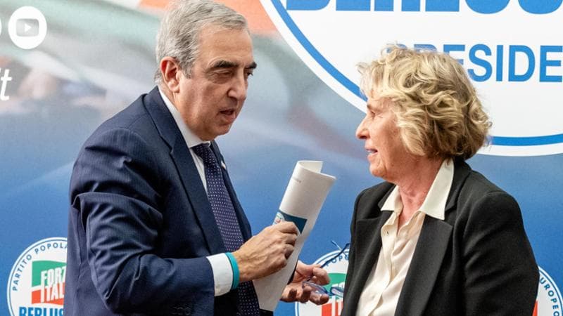 Terremoto a Firenze, Gasparri annuncia le dimissioni da capogruppo. Marina Berlusconi: decisione positiva. 2