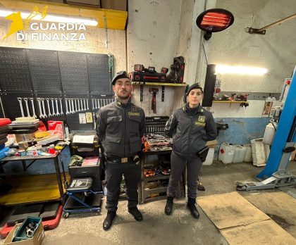 Attività di autolavaggio e officine non autorizzate: tre locali chiusi dalla Guardia di Finanza. 2