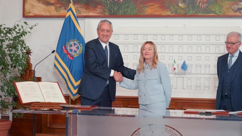 Barelli, l'inossidabile presidente, affida temporaneamente la Federnuoto al suo vice. 2