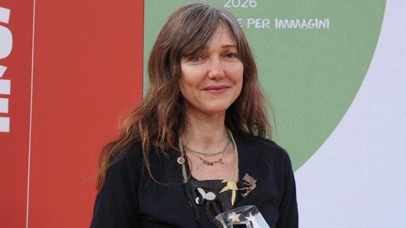 Beatrice Alemagna si aggiudica il premio Strega Ragazzi per l'illustrazione. 2