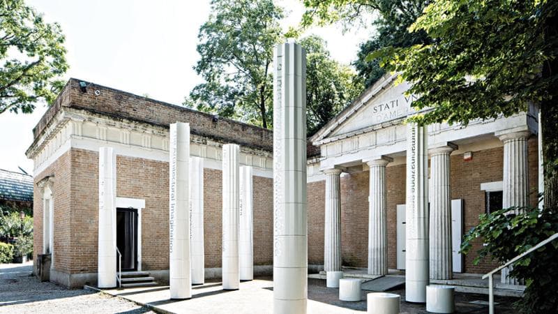 Biennale, il padiglione Trump criticato: “Amatori dell’arte” 2