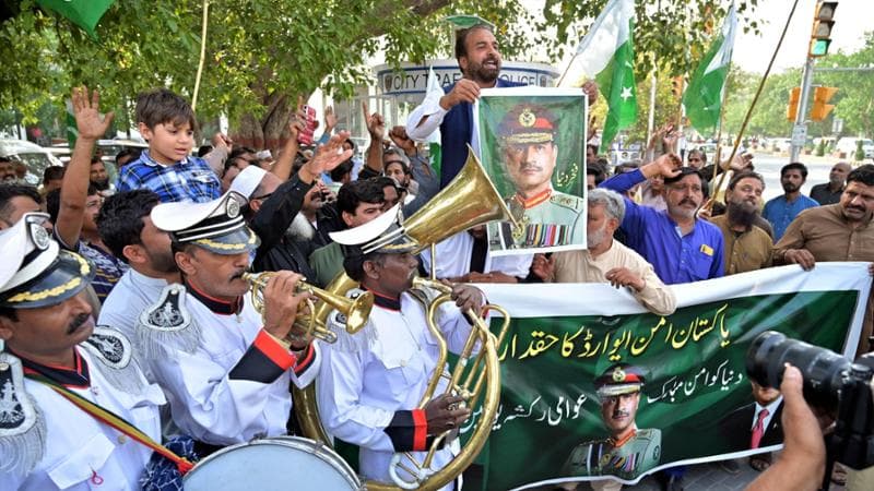 Colloqui tra Stati Uniti e Iran, tutti a Islamabad per raggiungere un'intesa pacifica: l'uranio rappresenta il principale impedimento. 2