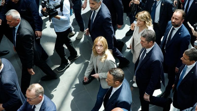 Conflitto tra governo e opposizioni su superbonus e dati Istat 2