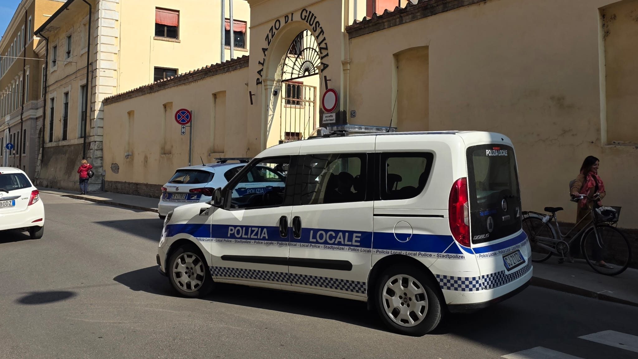 Fermi e segnalazioni in Gad. Coinvolti un giovane ladro in erba e un spacciatore. 1