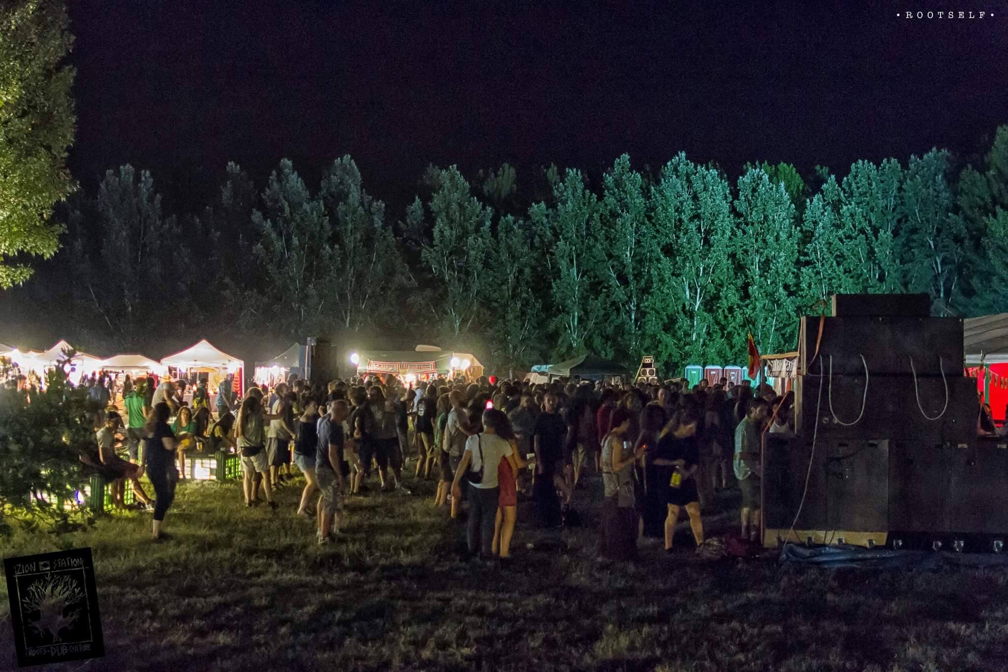Festival Zion Station: quattro giorni dedicati alla musica e alla cultura dub ai Due Laghi. 1