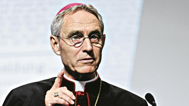 Georg Gänswein: “Questo è il modo in cui Francesco desiderò incontrare Benedetto” 2