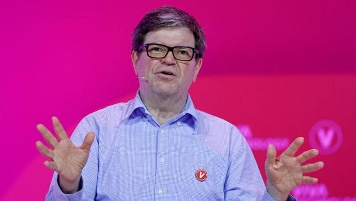 Gli esperti di intelligenza artificiale discutono animatamente sul destino occupazionale. 2