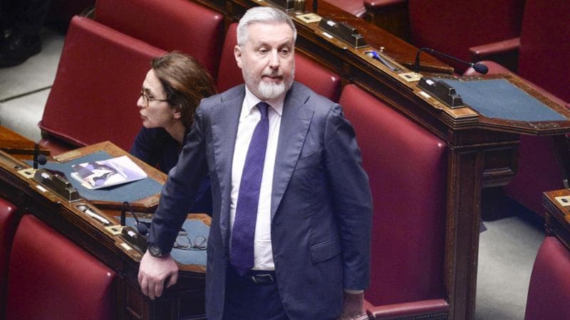 Guerini: “Il governo opti per l'Unione Europea. Gli italiani non scorderanno l'ambiguità nei confronti del presidente americano.” 2