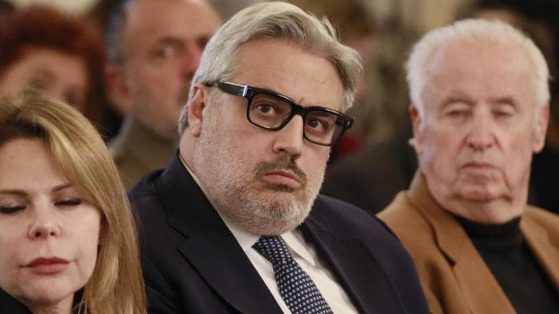 I collaboratori di Del Deo lasciano i servizi segreti, presente anche il fratello. 2