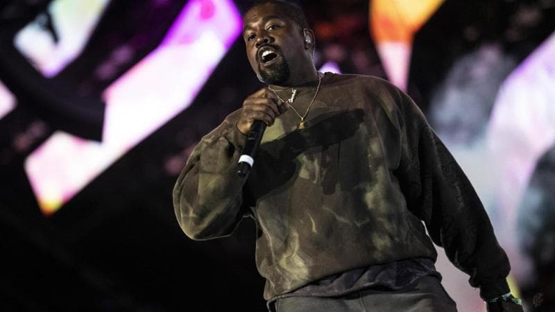 Kanye West, annullato il concerto: il visto negato da Londra. Controversie anche per l'esibizione in Italia. 2