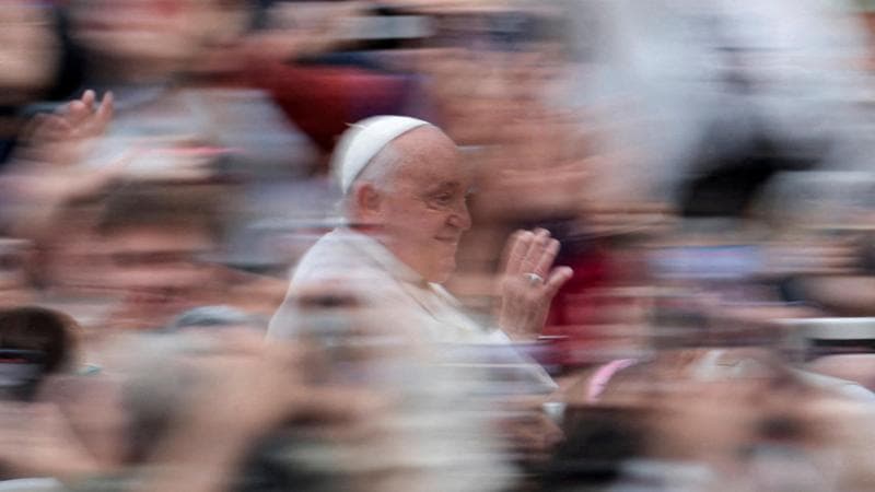 Leone XIV omaggia Francesco: “Un regalo per la Chiesa e l'umanità, accanto ai bisognosi e ai più vulnerabili” 2