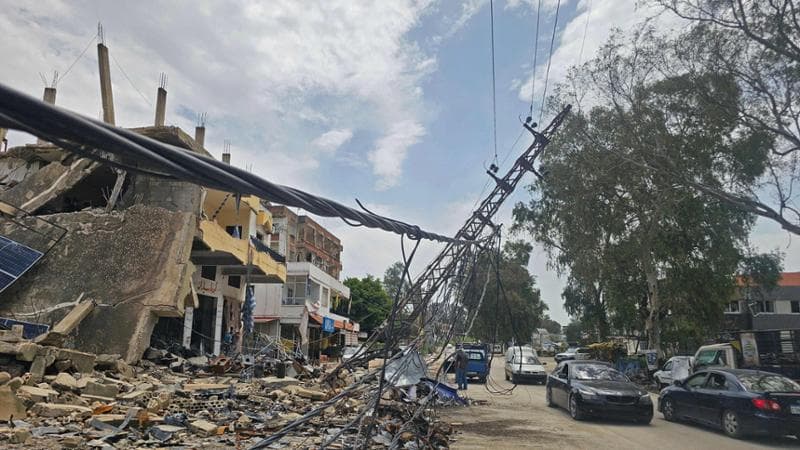 Lo scrittore libanese: “Siamo preoccupati che i bombardamenti possano ricominciare in qualsiasi momento” 2