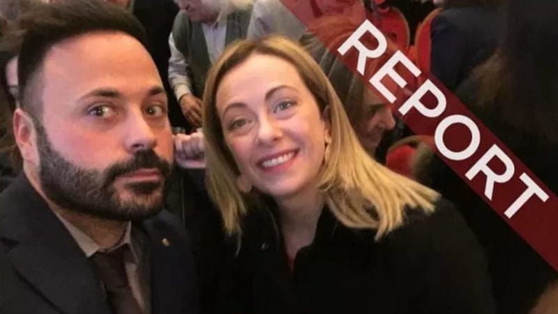 Meloni e l'immagine con il collaboratore di giustizia, Pd: "Spieghi". E lei: “Il mio impegno contro la mafia è evidente” 3