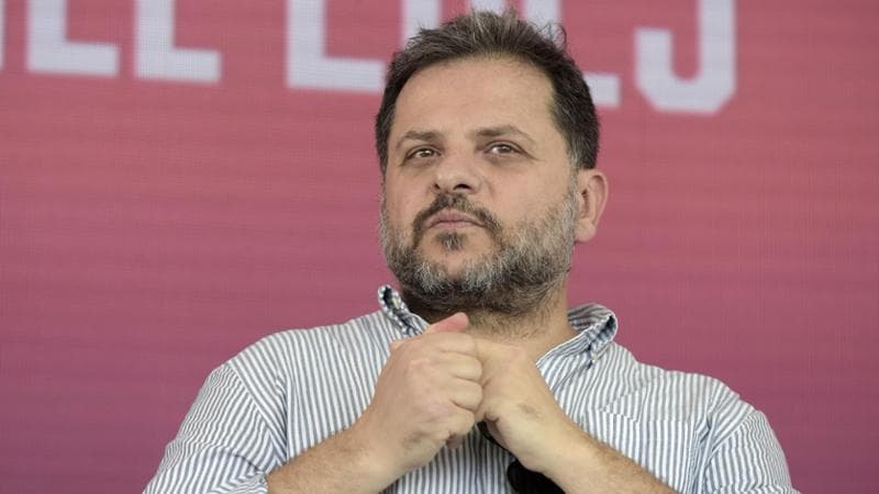 Merlino subentra a Giuli al Ministero della Cultura: è il collaboratore di fiducia di Fazzolari. 2