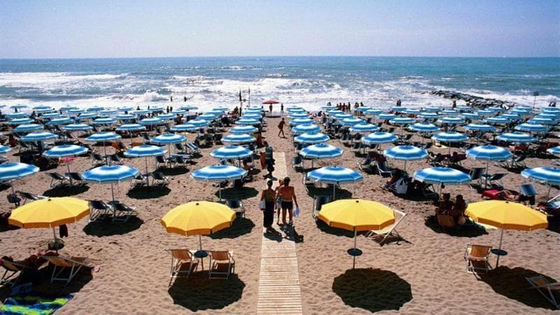 Pescara, anziani esclusi dal lido dopo 46 anni di presenza: “Preferiscono i giovani, che spendono di più” 2