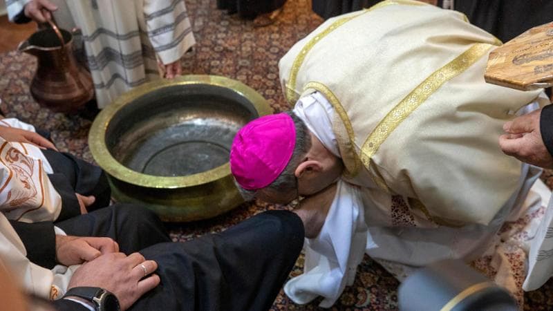 Pizzaballa al Santo Sepolcro per la Pasqua, la celebrazione eucaristica si svolge dopo le controversie. 2