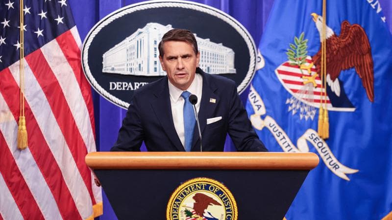 Todd Blanche, successore di Pam Bondi, segna la fine dell'era Epstein: “Adesso l'America si concentri su altro” 2