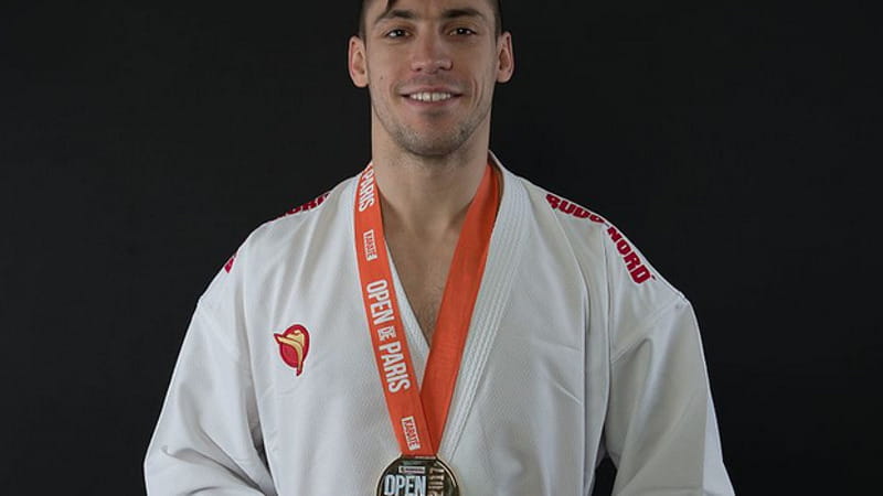 Tokyo acquista una medaglia olimpica da un atleta ucraino e la restituisce dopo quattro anni. 2