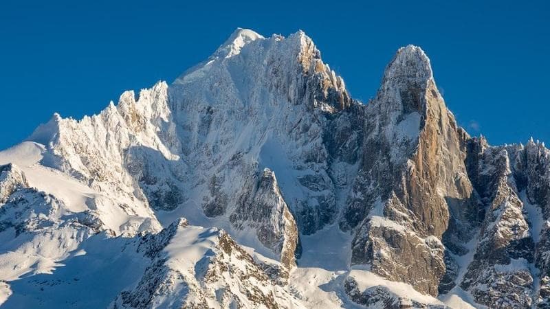 Un escursionista di 32 anni cade in un canalone sul Monte Bianco e perde la vita. 2