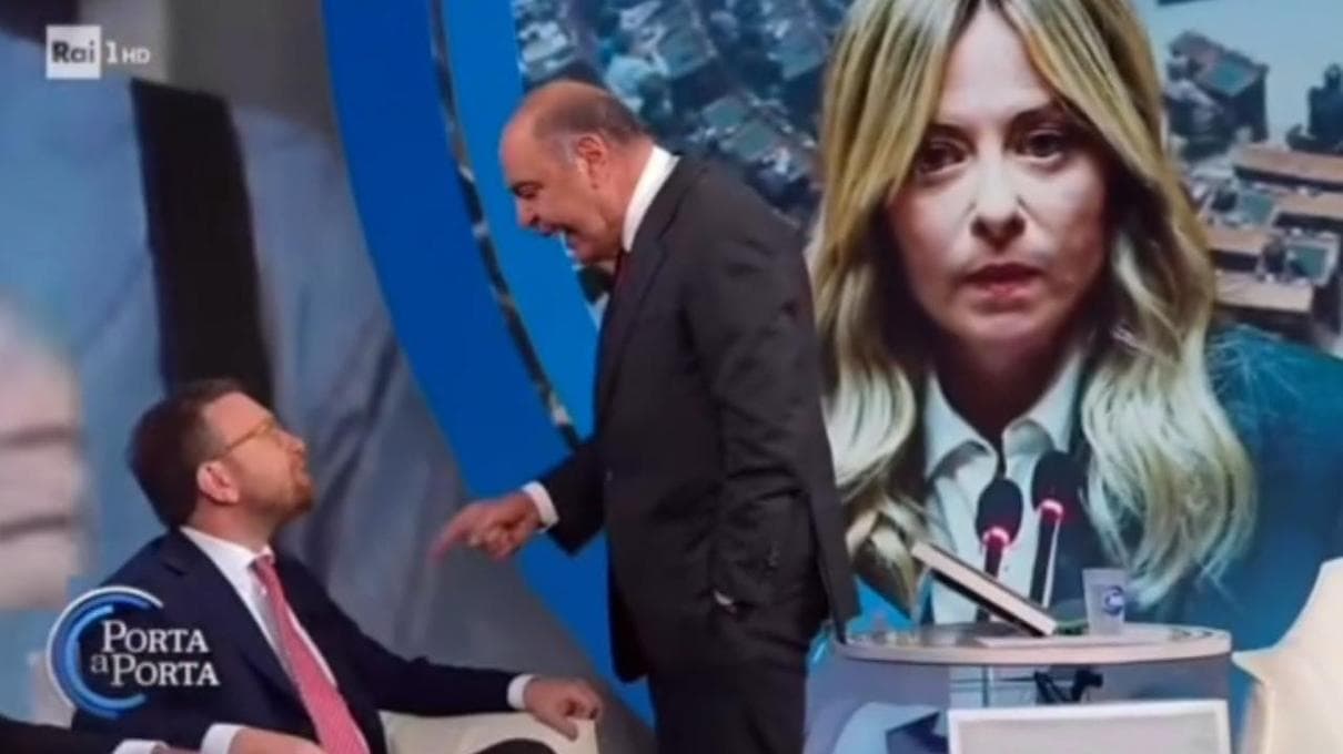 Vespa, le proteste contro Provenzano. Pd: “Ingiustificabili”. FdI lo sostiene. 2