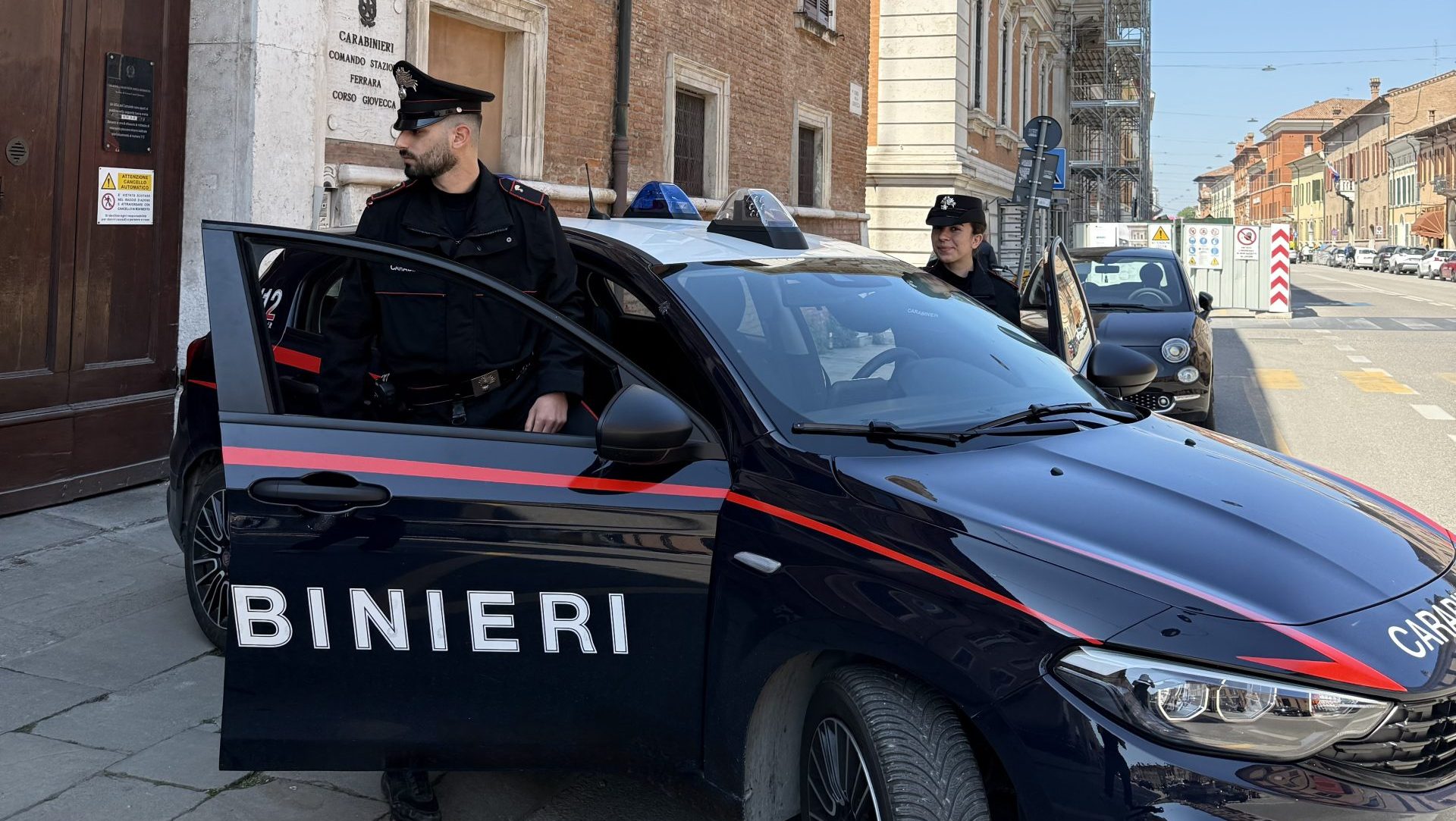 Aggressione all'addetto alla sicurezza durante un furto di generi alimentari alla Lidl di via Oroboni. 1