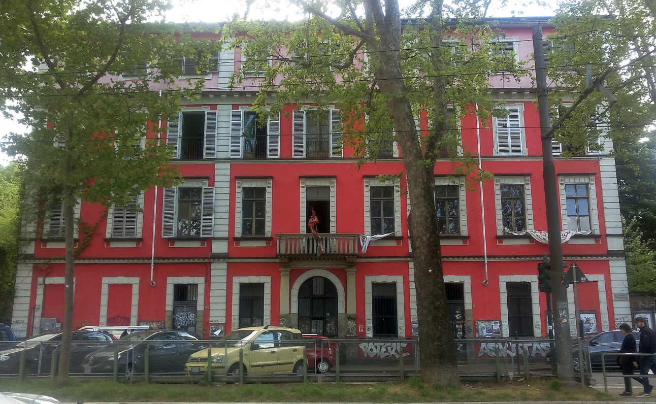 Askatasuna crea divisioni nel Consiglio: “Gli organizzatori risarciscano i danni”, conflitto in aula. 1